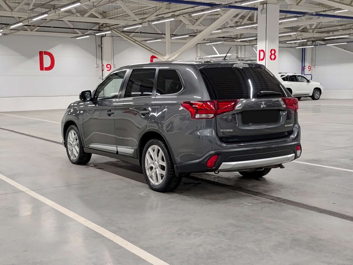 Купить Mitsubishi Outlander III Рестайлинг 2, 2016, 172 837 км, фото №7