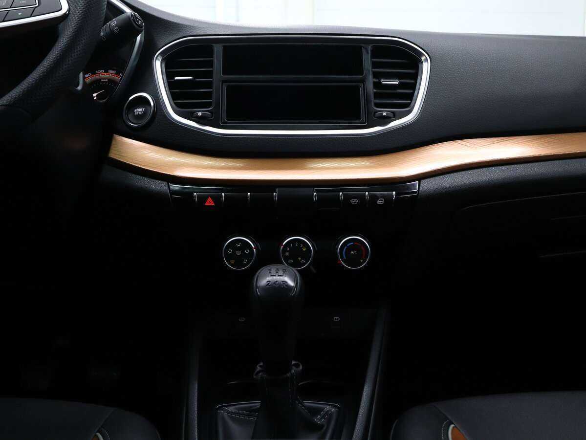 Купить Lada (ВАЗ) Vesta SW Cross, 2023, 2 300 км, фото №22