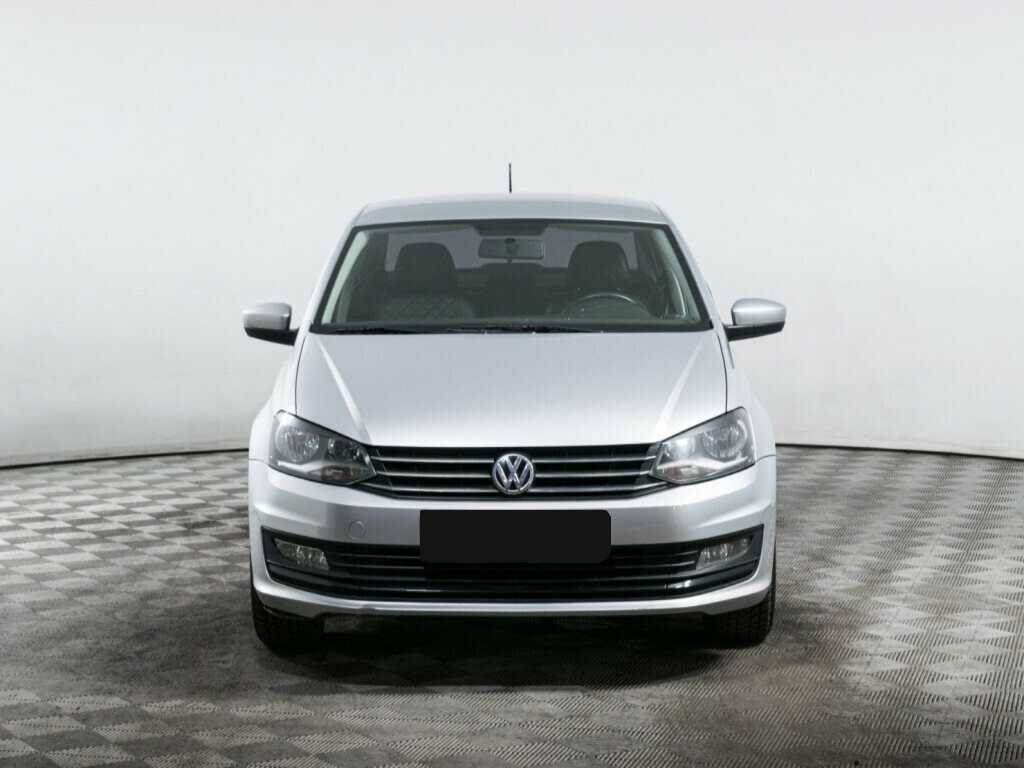 Купить Volkswagen Polo, 2016, 87 000 км, фото №2