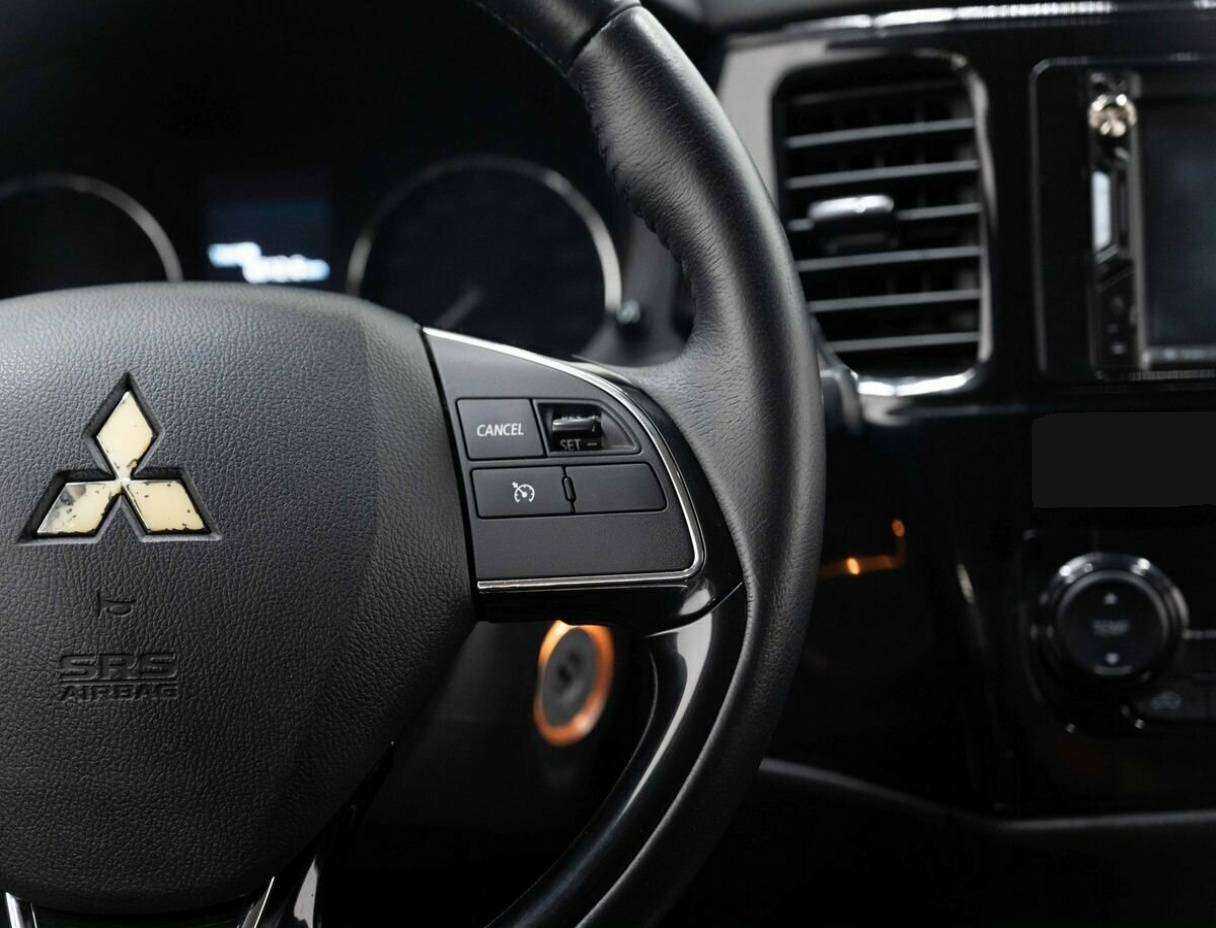 Купить Mitsubishi Outlander, 2017, 152 152 км, фото №15