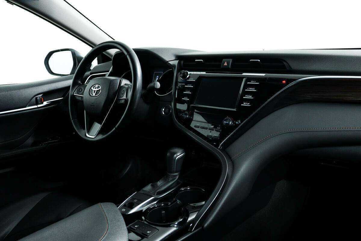 Купить Toyota Camry, 2019, 59 812 км, фото №9
