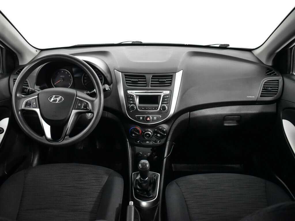 Купить Hyundai Solaris, 2016, 150 133 км, фото №12