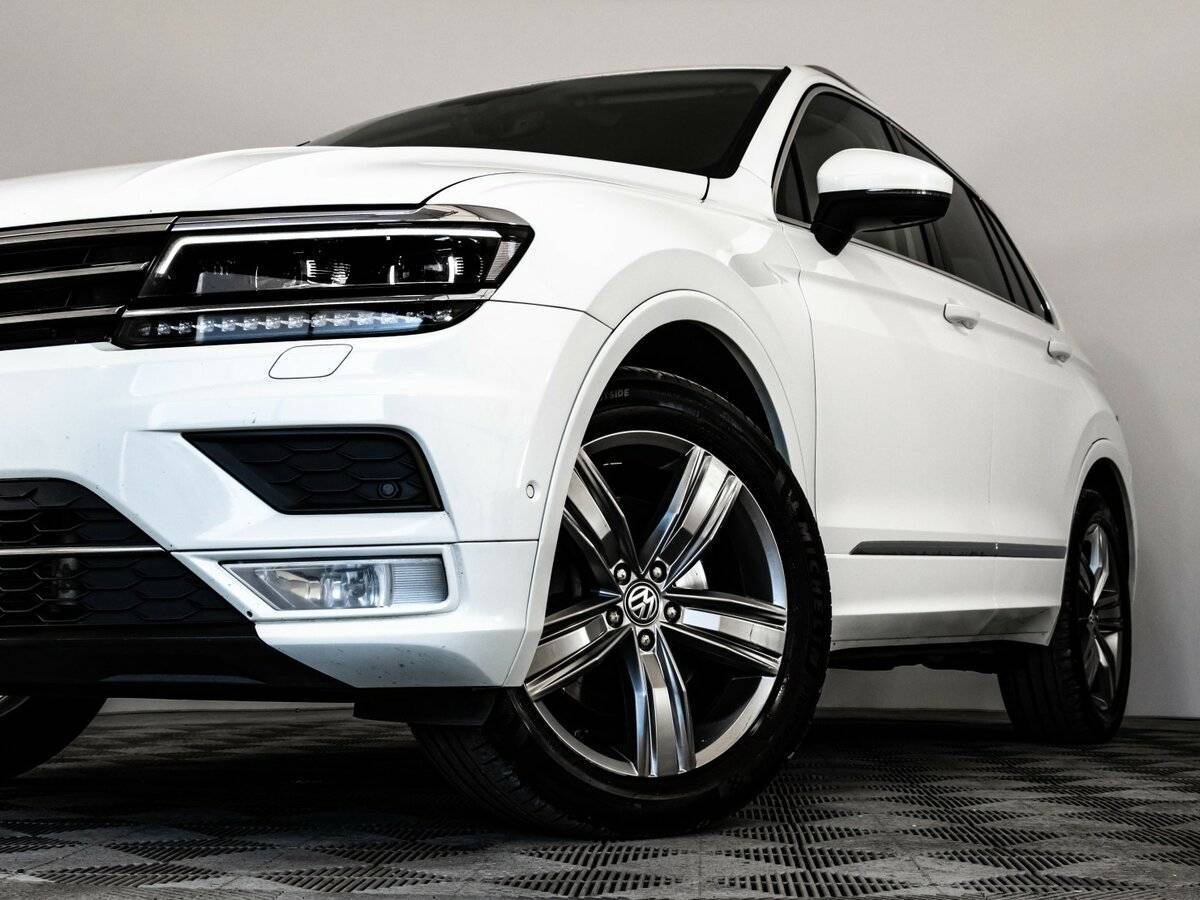 Купить Volkswagen Tiguan, 2017, 214 699 км, фото №2