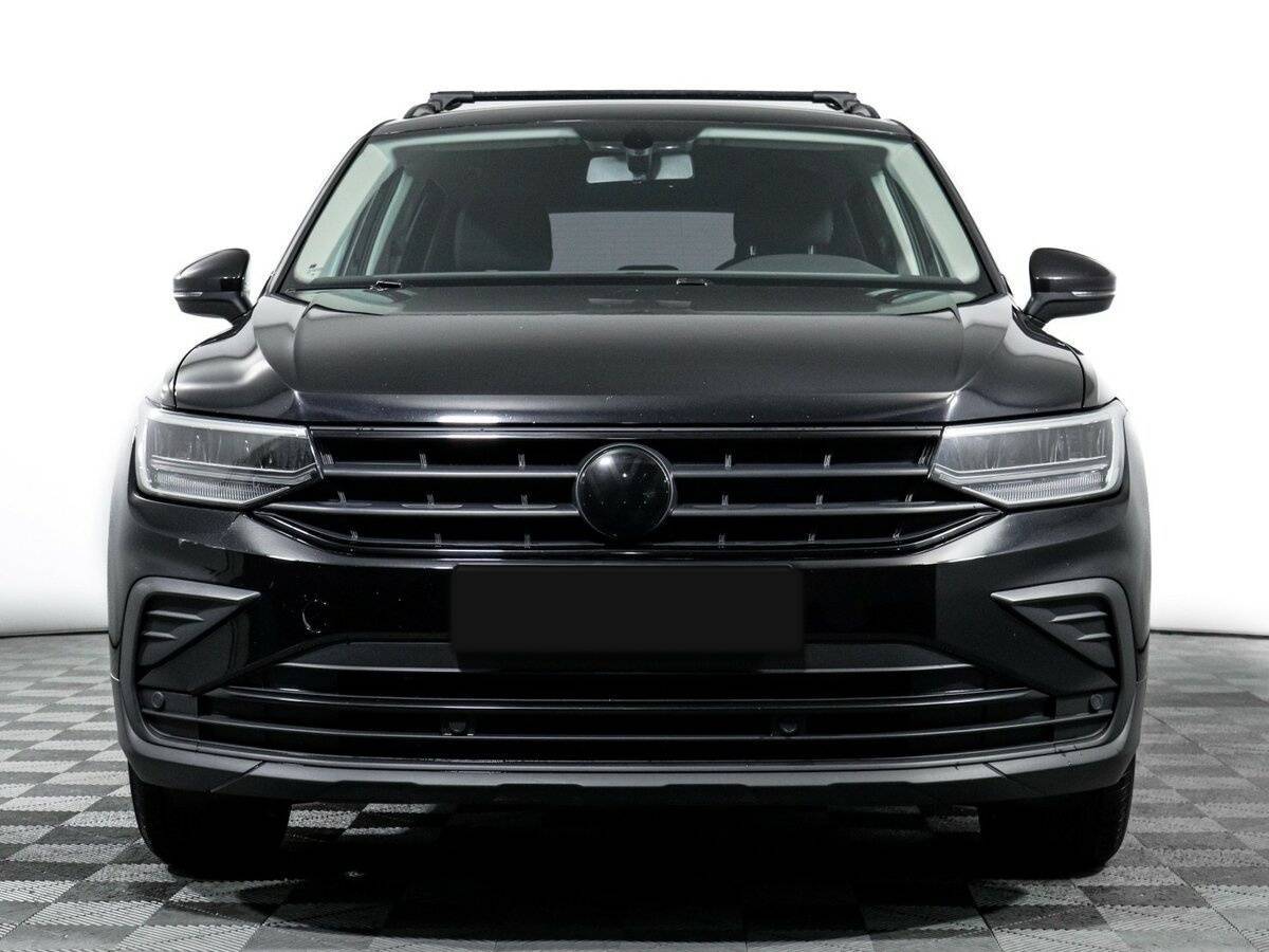 Купить Volkswagen Tiguan, 2021, 68 950 км, фото №2