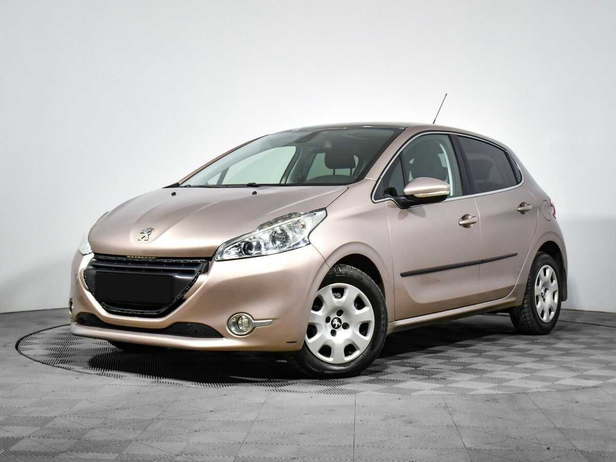 Купить Peugeot 208, 2014, 68 000 км, фото №1