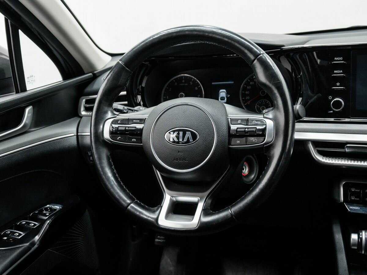 Купить Kia K5, 2021, 66 980 км, фото №13