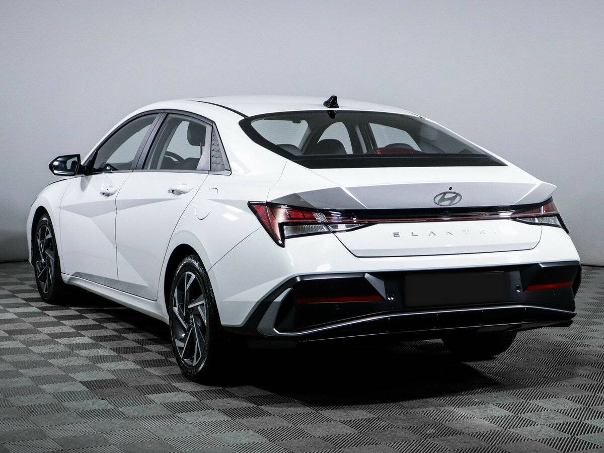 Купить Hyundai Elantra VII (CN7) Рестайлинг, 2023, 7 800 км, фото №7