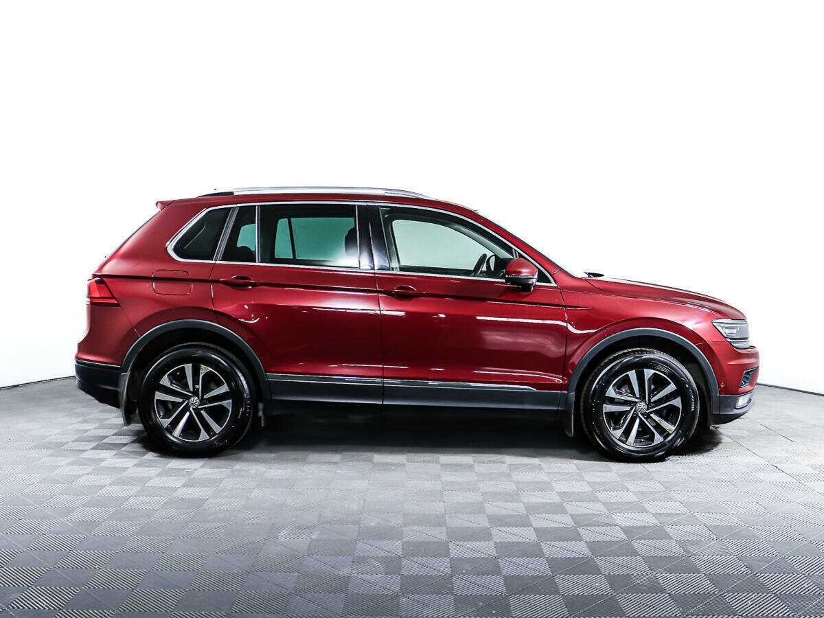 Купить Volkswagen Tiguan L, 2019, 122 491 км, фото №3