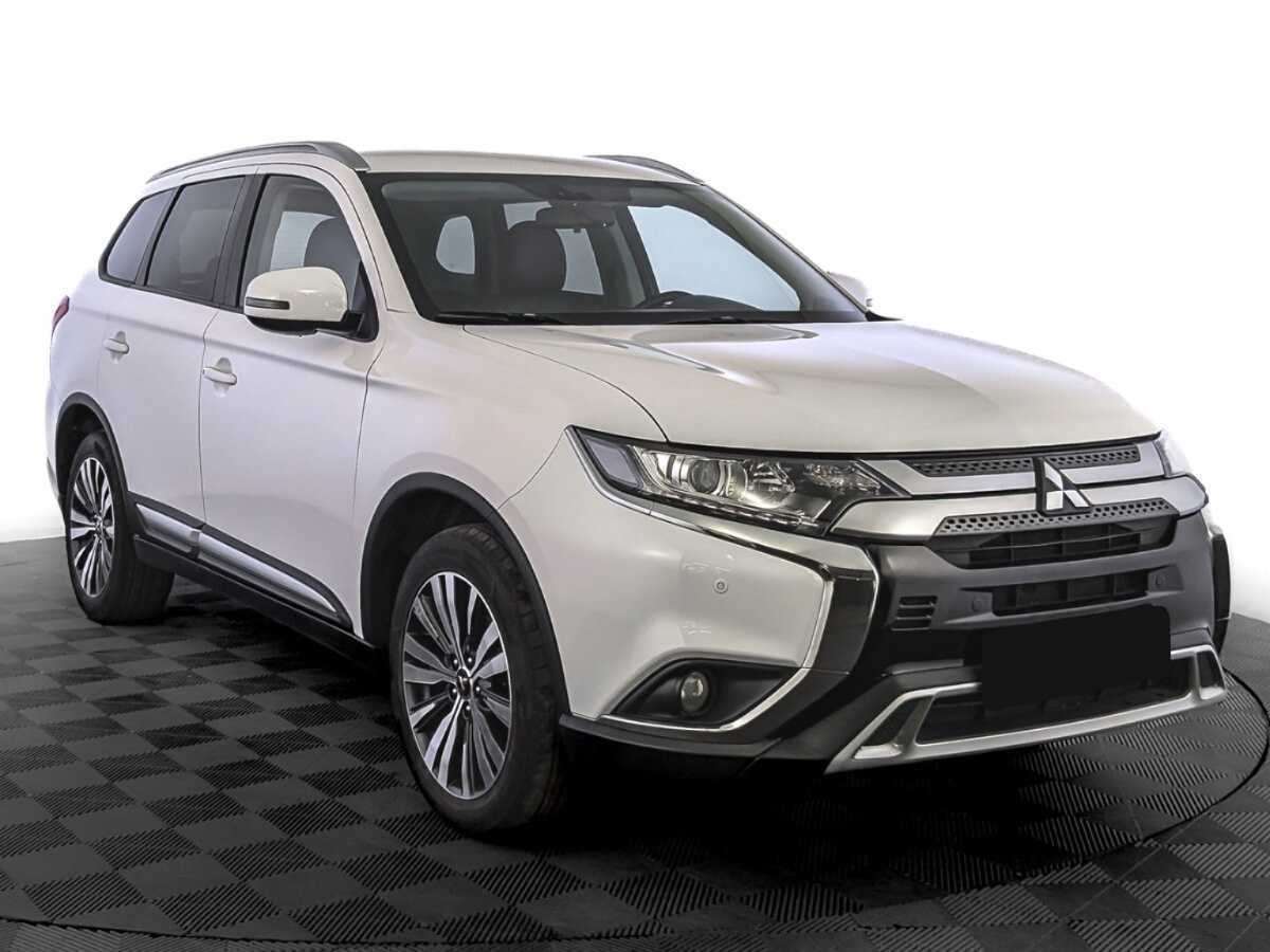 Купить Mitsubishi Outlander, 2019, 140 000 км, фото №3