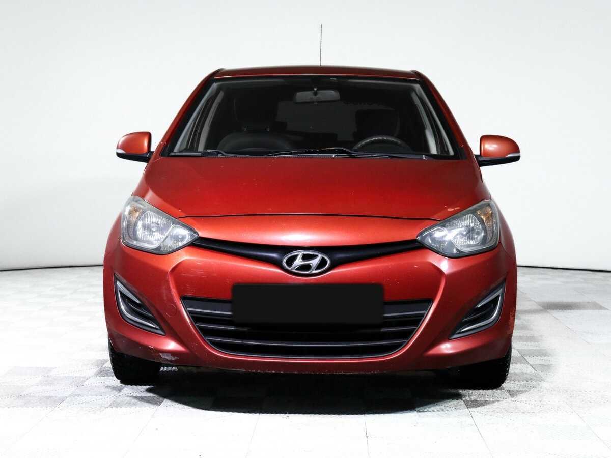 Купить Hyundai i20, 2012, 160 136 км, фото №2