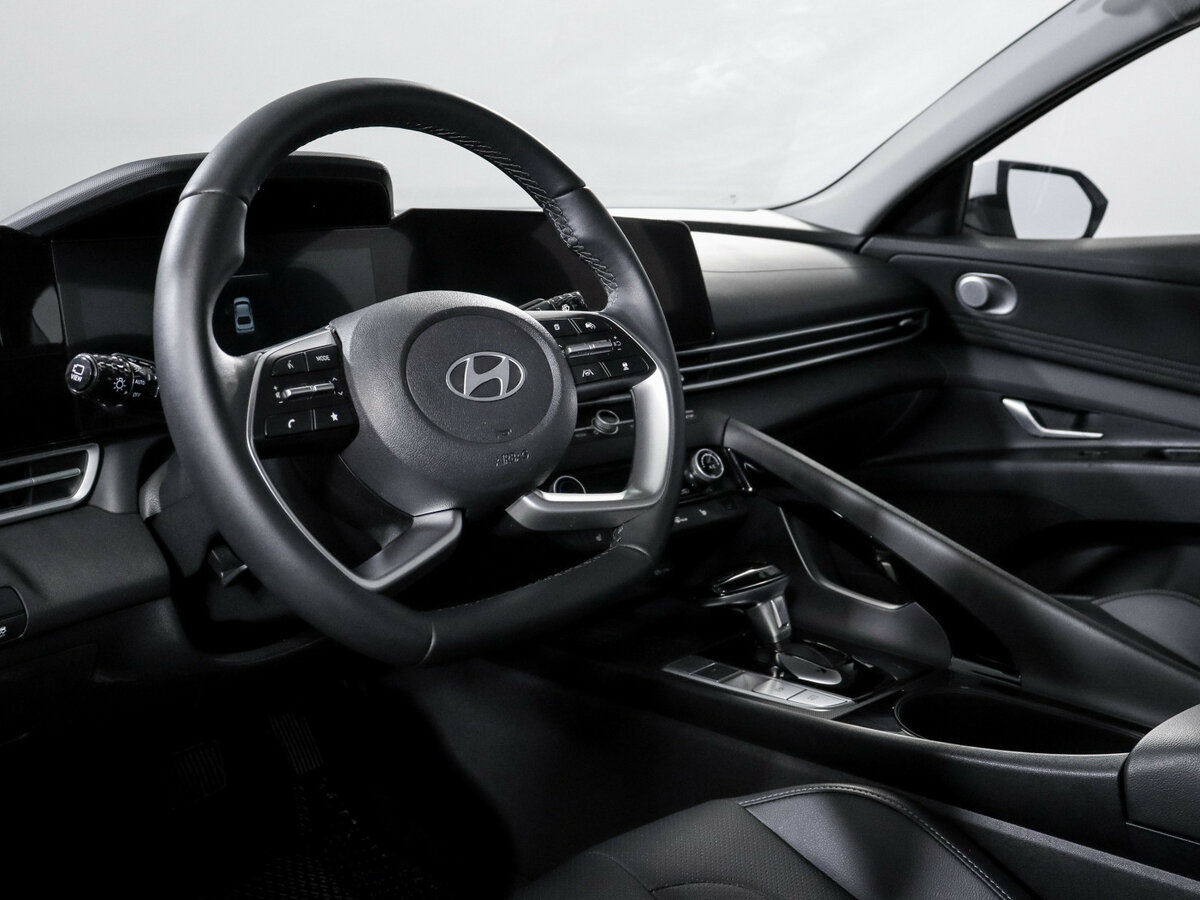Купить Hyundai Elantra VII (CN7) Рестайлинг, 2023, 7 800 км, фото №13