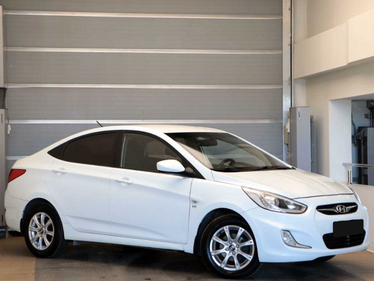 Купить Hyundai Solaris, 2013, 115 978 км, фото №3