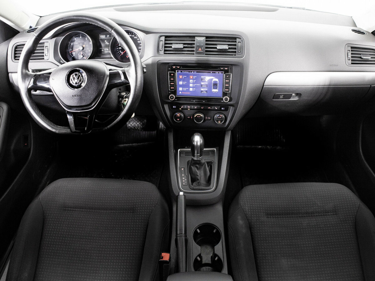 Купить Volkswagen Jetta VI Рестайлинг, 2016, 133 444 км, фото №9