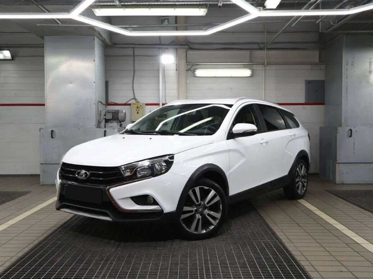 Купить Lada (ВАЗ) Vesta SW, 2018, 64 000 км, фото №1