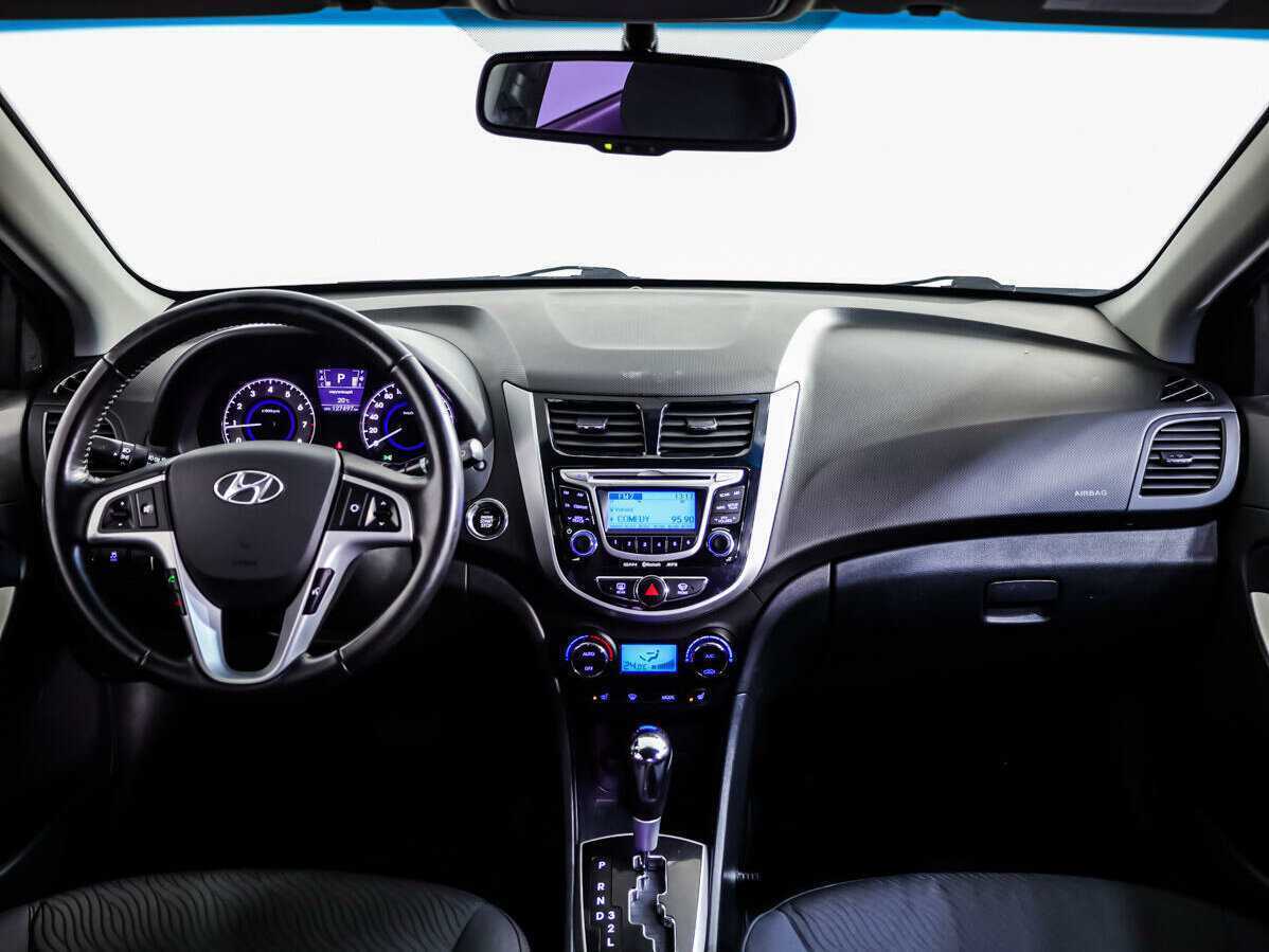 Купить Hyundai Solaris, 2012, 127 497 км, фото №9