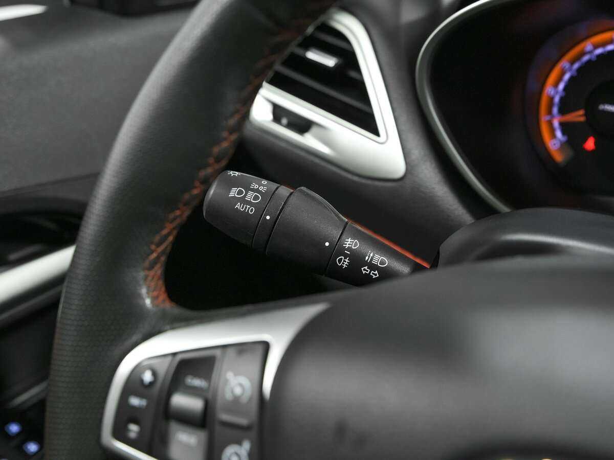 Купить Lada (ВАЗ) Vesta SW Cross, 2021, 51 399 км, фото №7