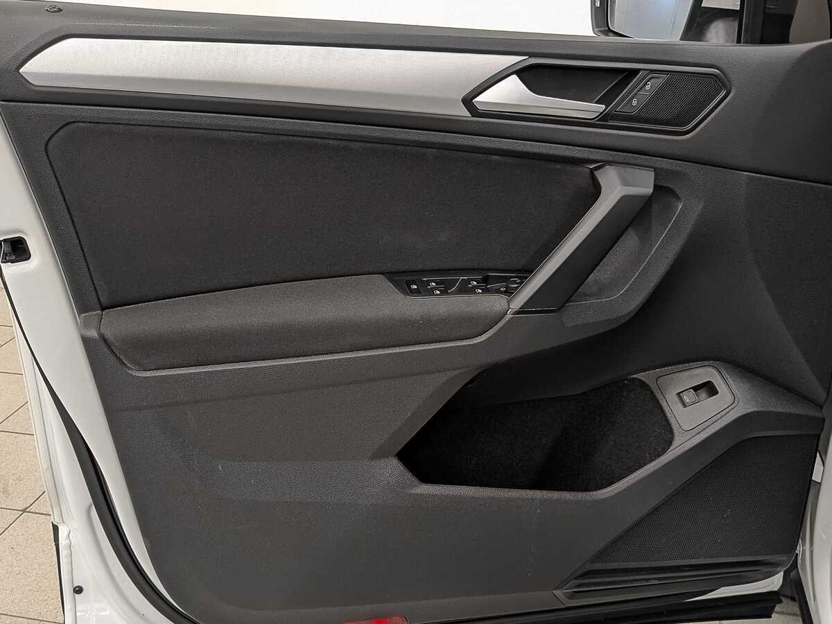 Купить Volkswagen Tiguan, 2020, 65 546 км, фото №19