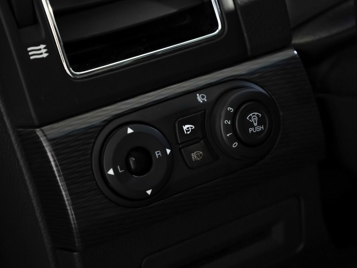 Купить Chevrolet Captiva I Рестайлинг 2, 2013, 297 826 км, фото №11