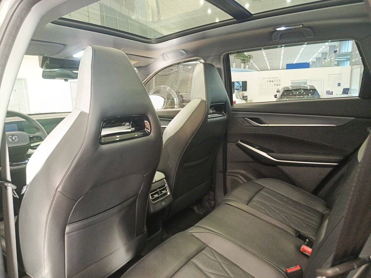 Купить Changan CS75 Plus, 2024, 1 492 км, фото №12