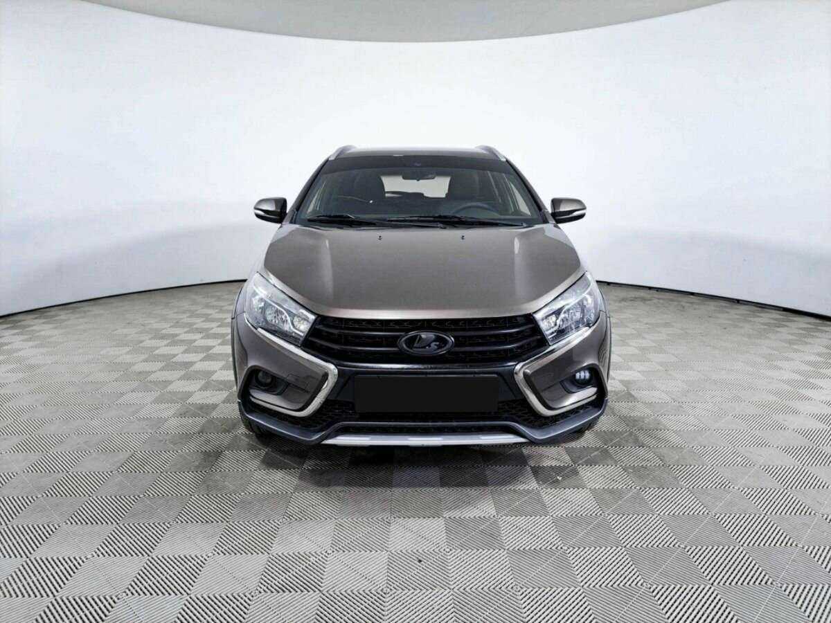 Купить Lada (ВАЗ) Vesta SW Cross, 2017, 94 416 км, фото №2