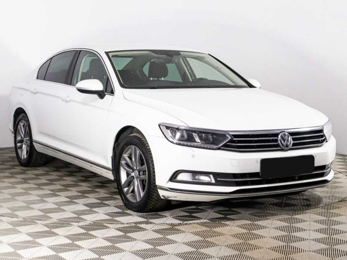 Купить Volkswagen Passat DSG7, 2017, 210 270 км, фото №3