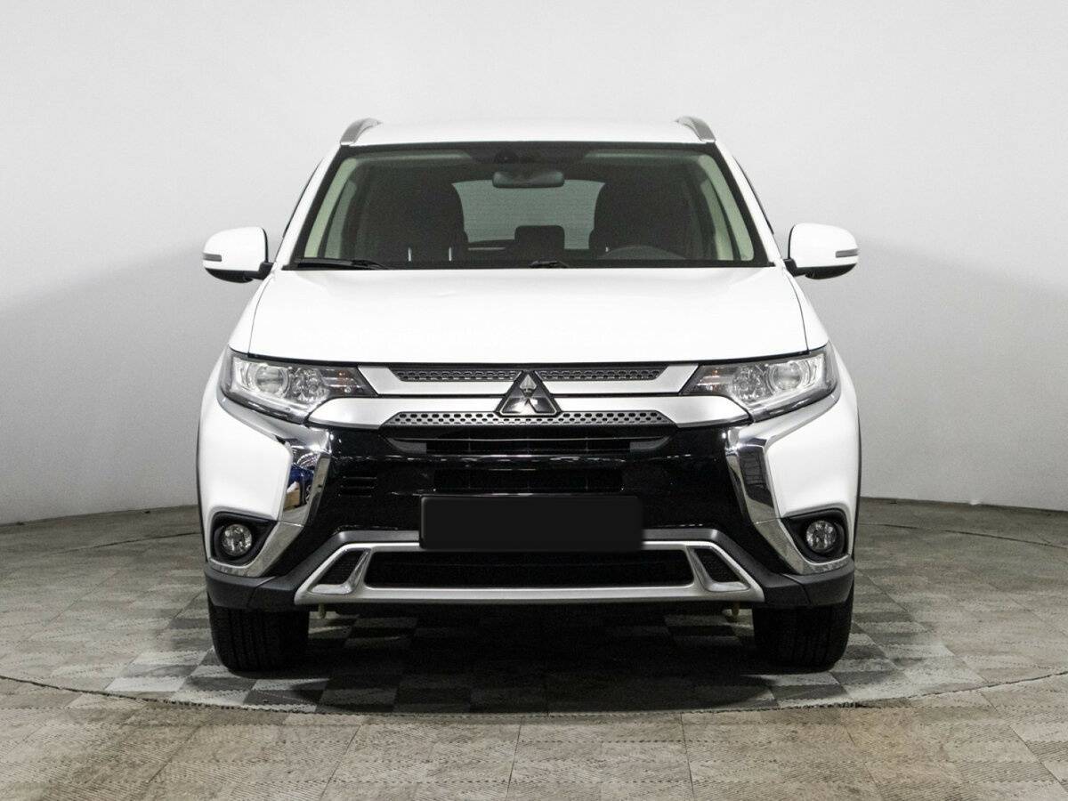 Купить Mitsubishi Outlander, 2018, 70 460 км, фото №2