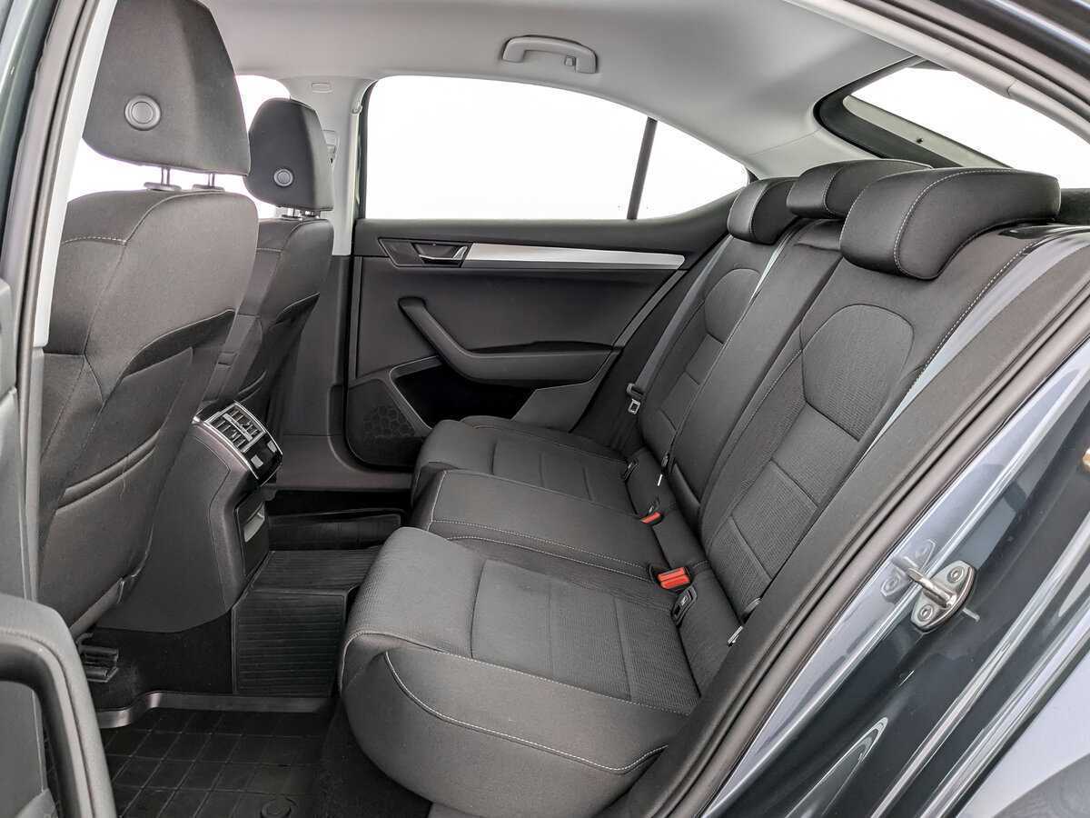 Купить Skoda Superb, 2018, 52 984 км, фото №10