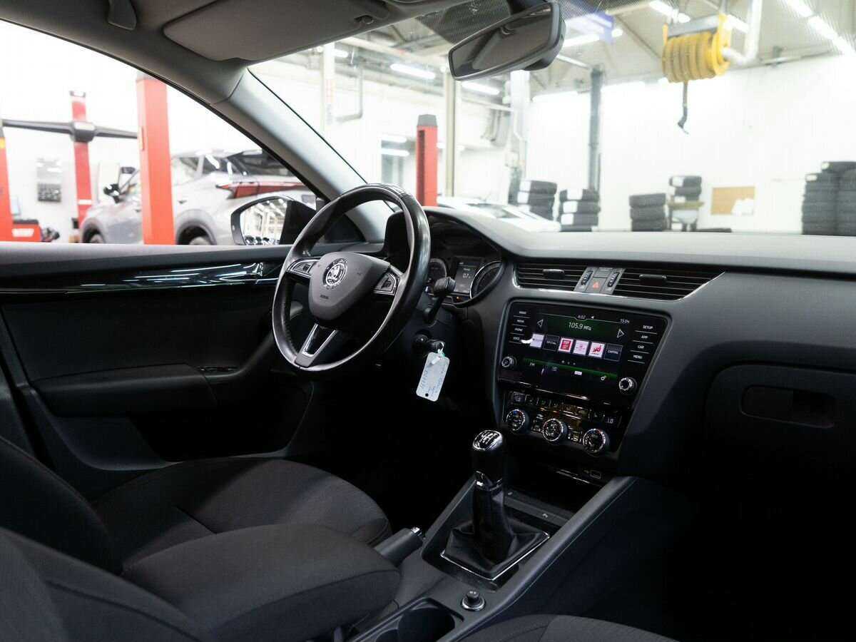 Купить Skoda Octavia, 2018, 177 000 км, фото №15
