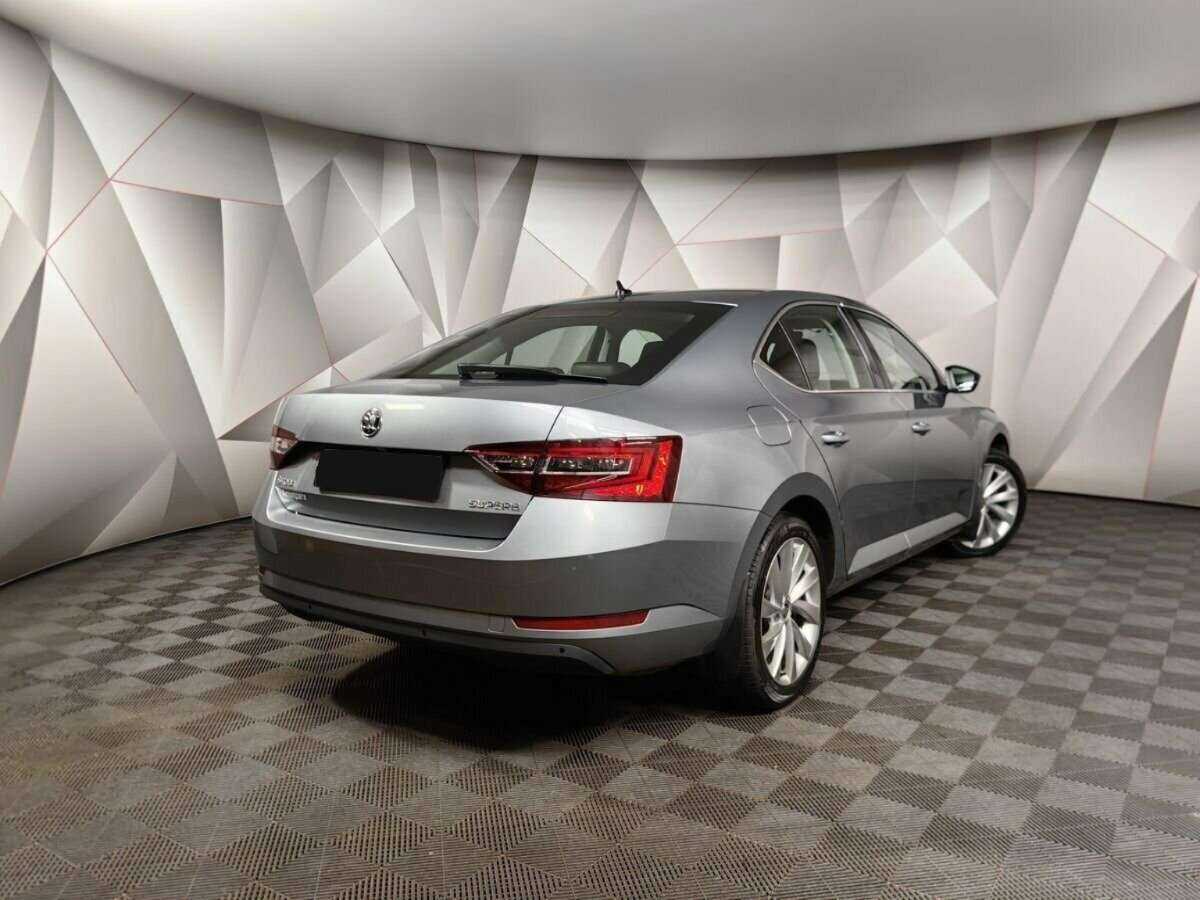 Купить Skoda Superb, 2017, 47 840 км, фото №2