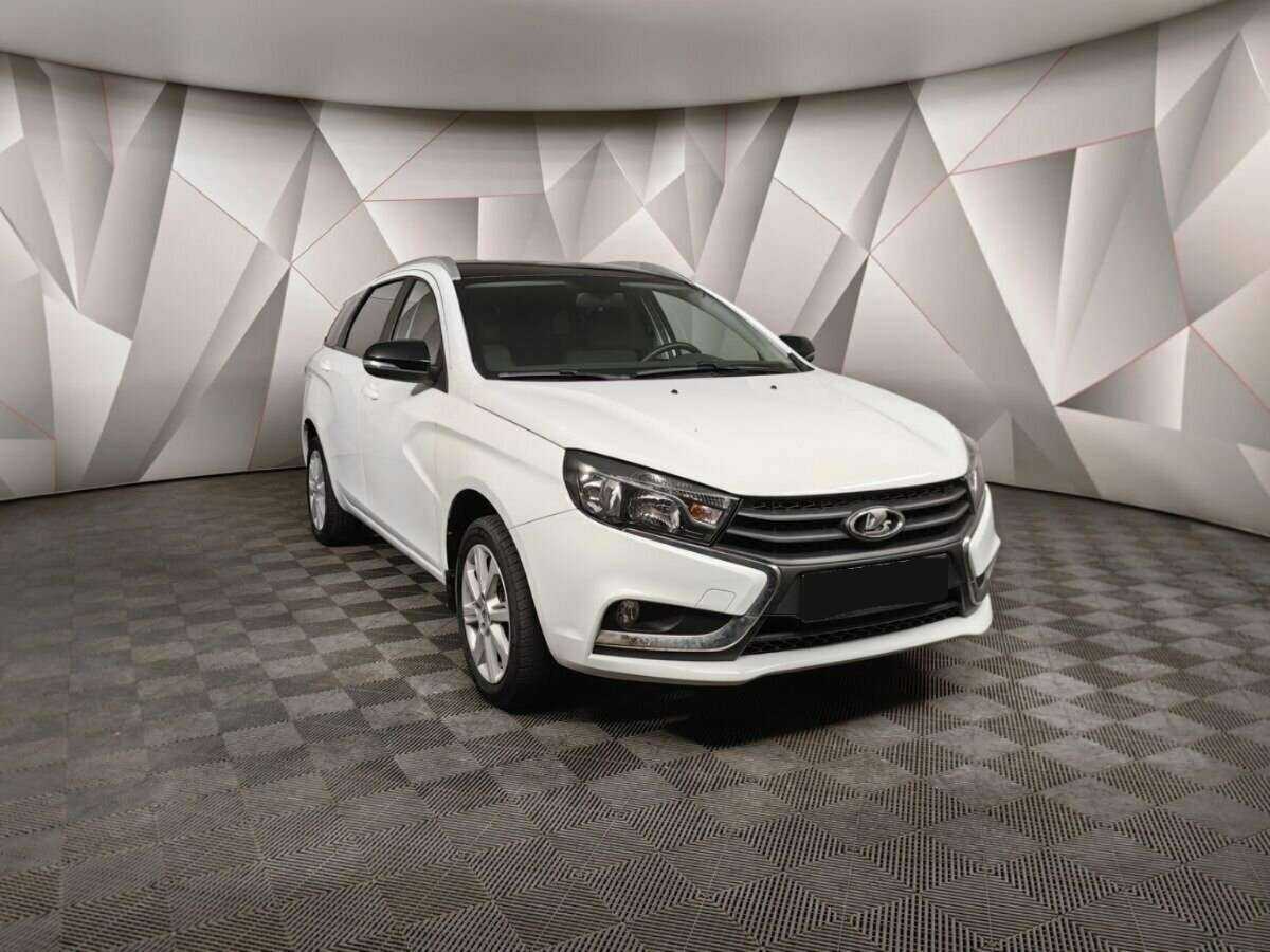 Купить Lada (ВАЗ) Vesta SW, 2021, 42 852 км, фото №3