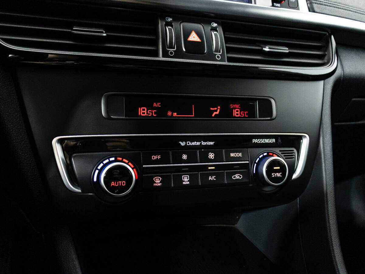 Купить Kia K5, 2017, 92 489 км, фото №16