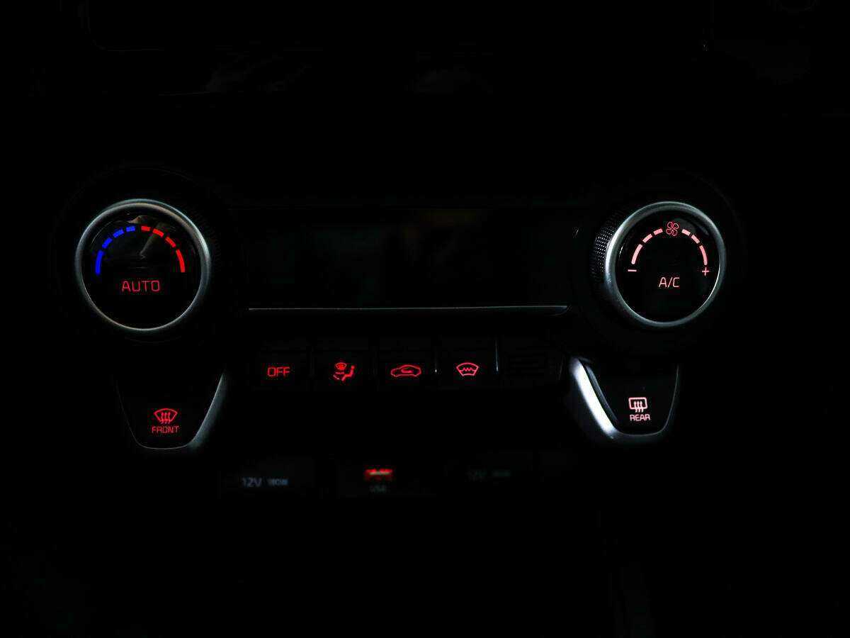 Купить Kia Rio X, 2020, 42 400 км, фото №17