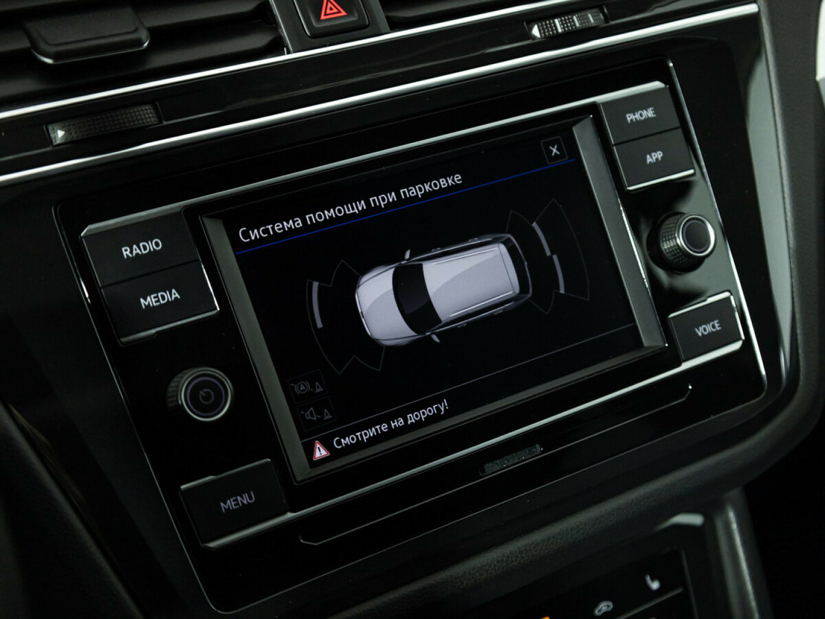 Купить Volkswagen Tiguan II Рестайлинг, 2021, 17 404 км, фото №12
