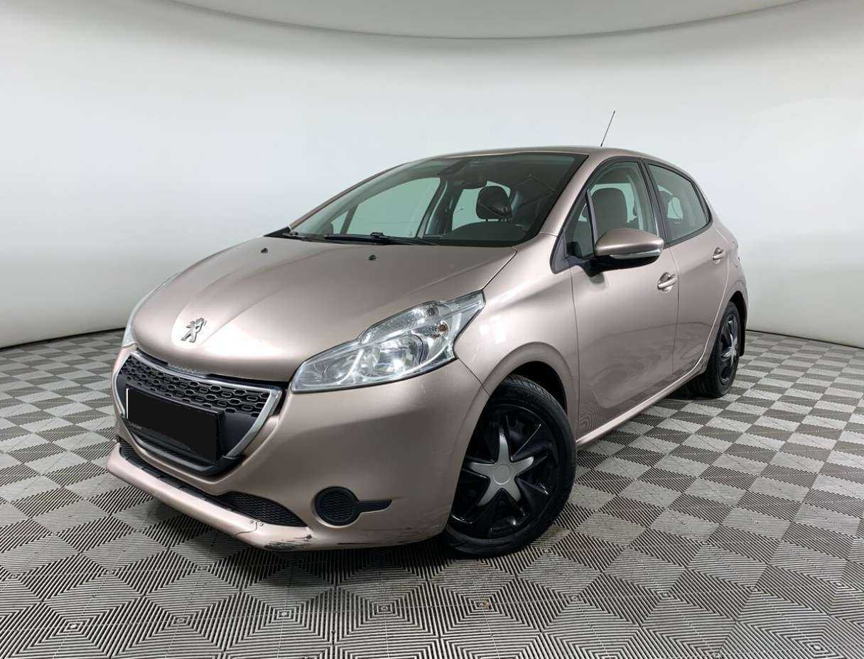 Купить Peugeot 208, 2013, 146 165 км, фото №1