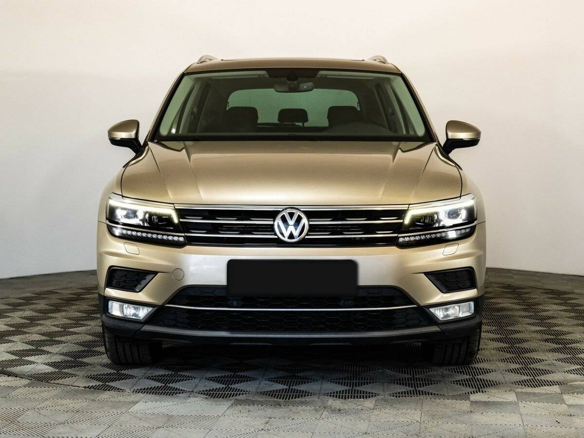 Купить Volkswagen Tiguan, 2017, 128 093 км, фото №2