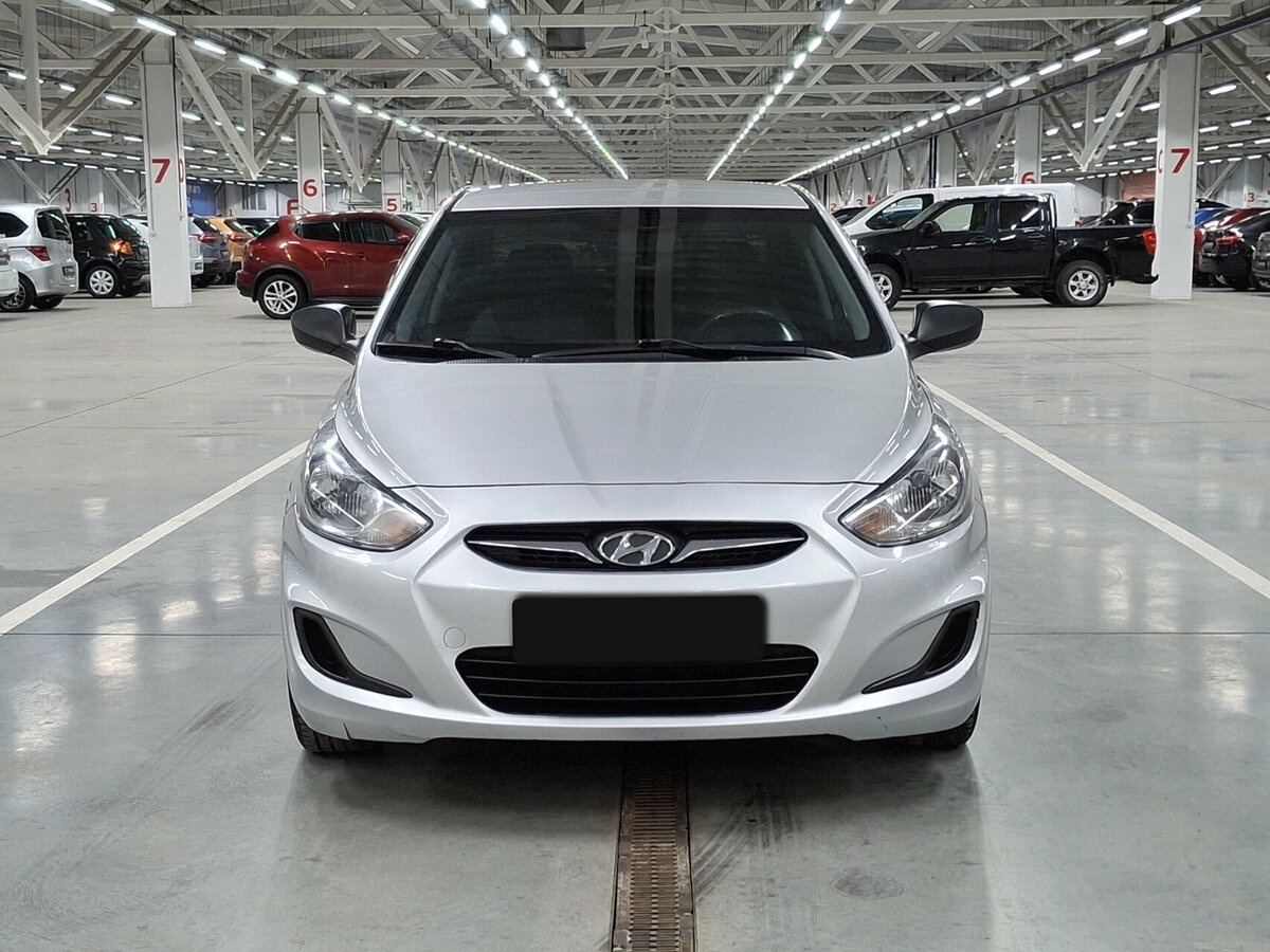 Купить Hyundai Solaris I, 2014, 291 865 км, фото №2