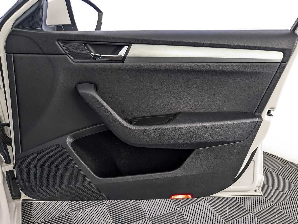 Купить Skoda Superb, 2017, 176 655 км, фото №20