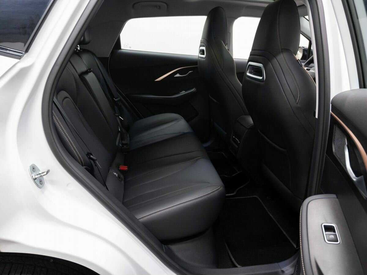 Купить Omoda C5, 2023, 4 225 км, фото №11