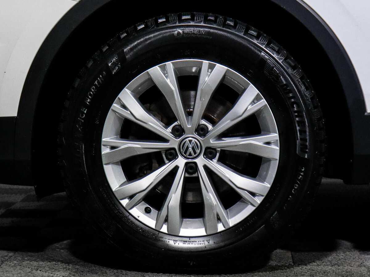 Купить Volkswagen Tiguan, 2020, 61 753 км, фото №12