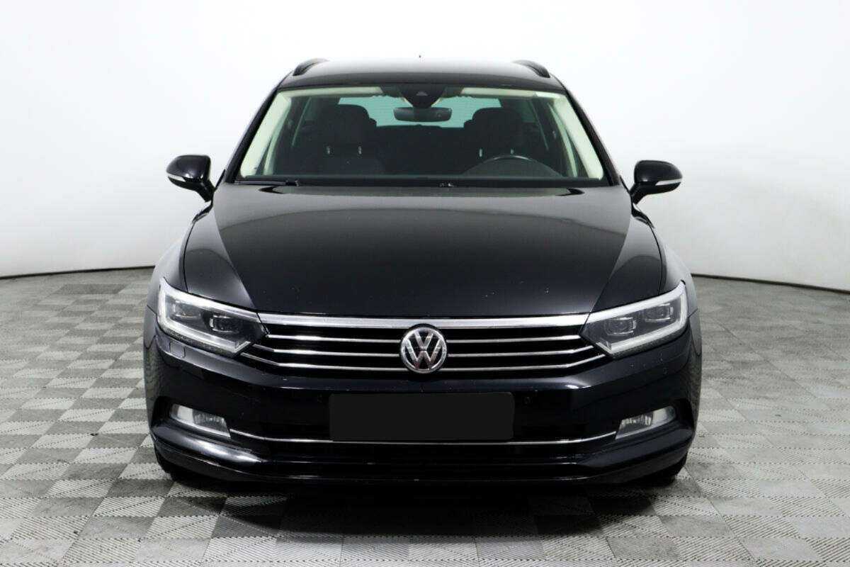 Купить Volkswagen Passat, 2019, 121 347 км, фото №2