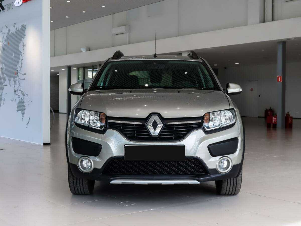 Купить Renault Sandero Stepway, 2017, 62 078 км, фото №2
