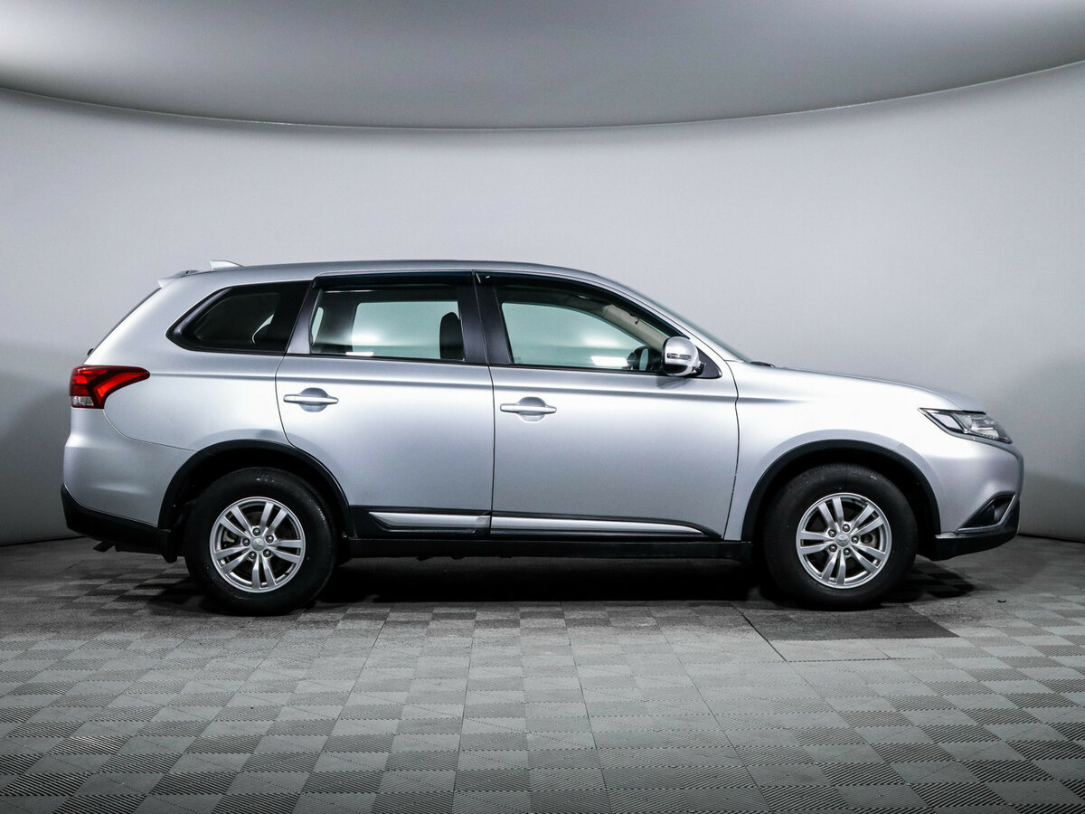 Купить Mitsubishi Outlander III Рестайлинг 3, 2019, 70 648 км, фото №4