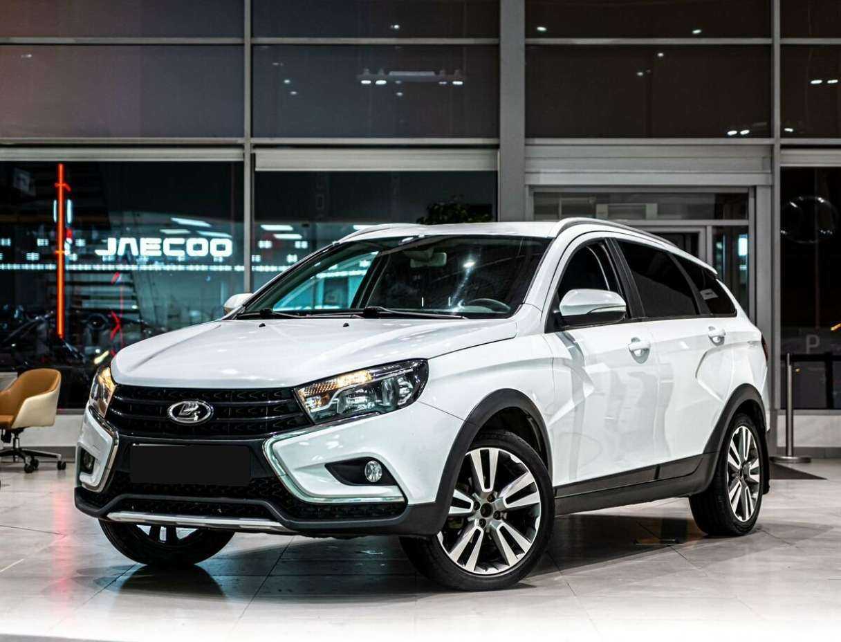 Купить Lada (ВАЗ) Vesta SW Cross, 2018, 84 500 км, фото №1