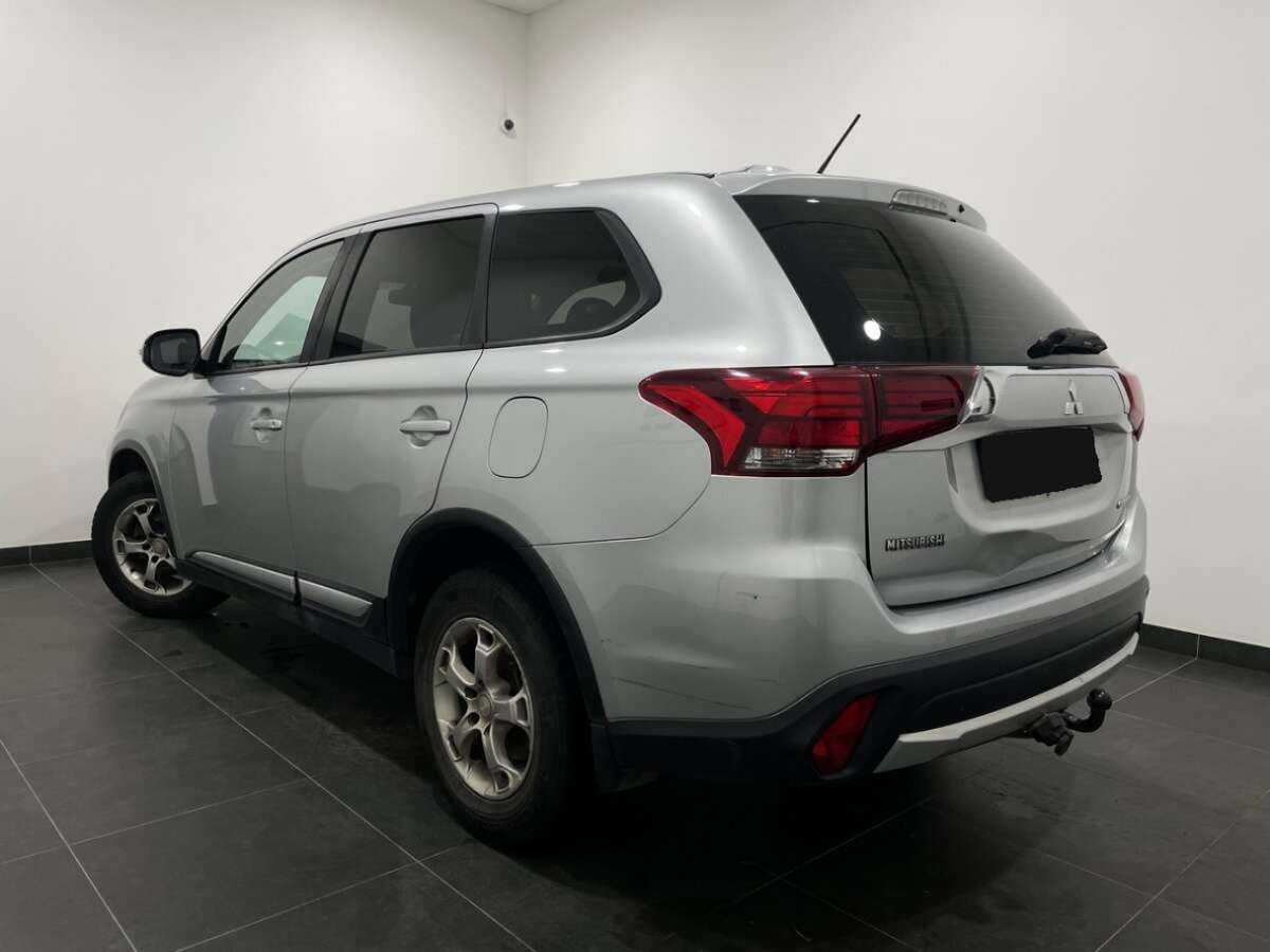Купить Mitsubishi Outlander, 2016, 191 717 км, фото №3