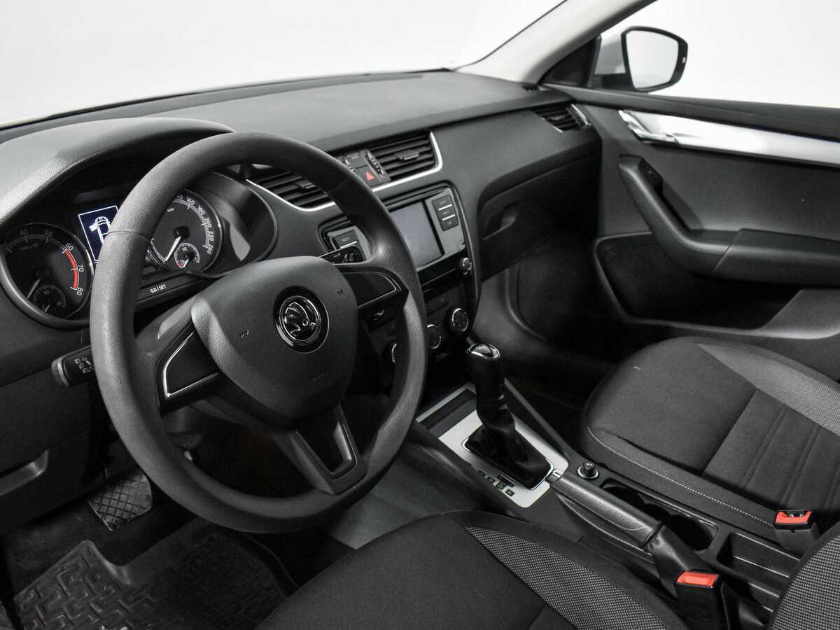 Купить Skoda Octavia, 2018, 110 000 км, фото №8