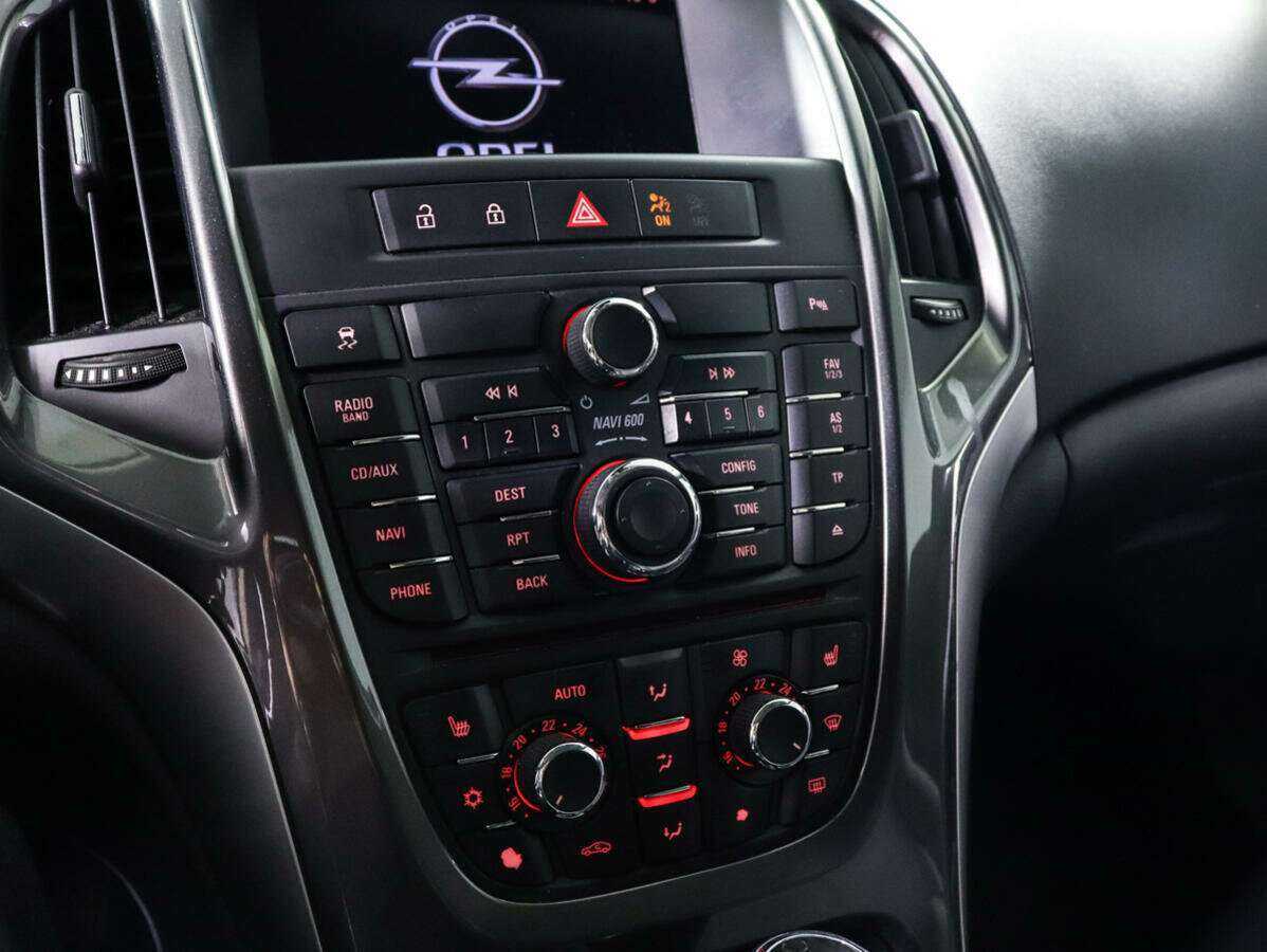 Купить Opel Astra, 2012, 117 438 км, фото №12