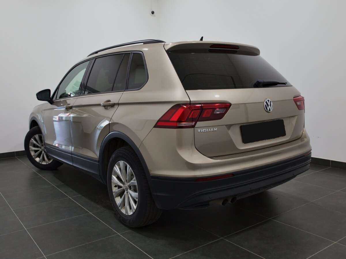 Купить Volkswagen Tiguan, 2018, 72 531 км, фото №3
