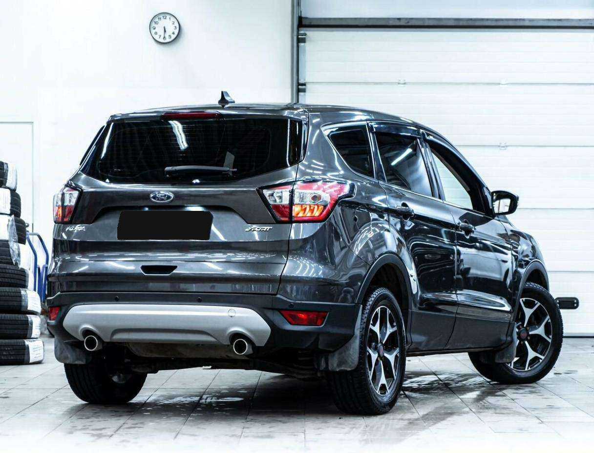 Купить Ford Kuga, 2017, 150 000 км, фото №3