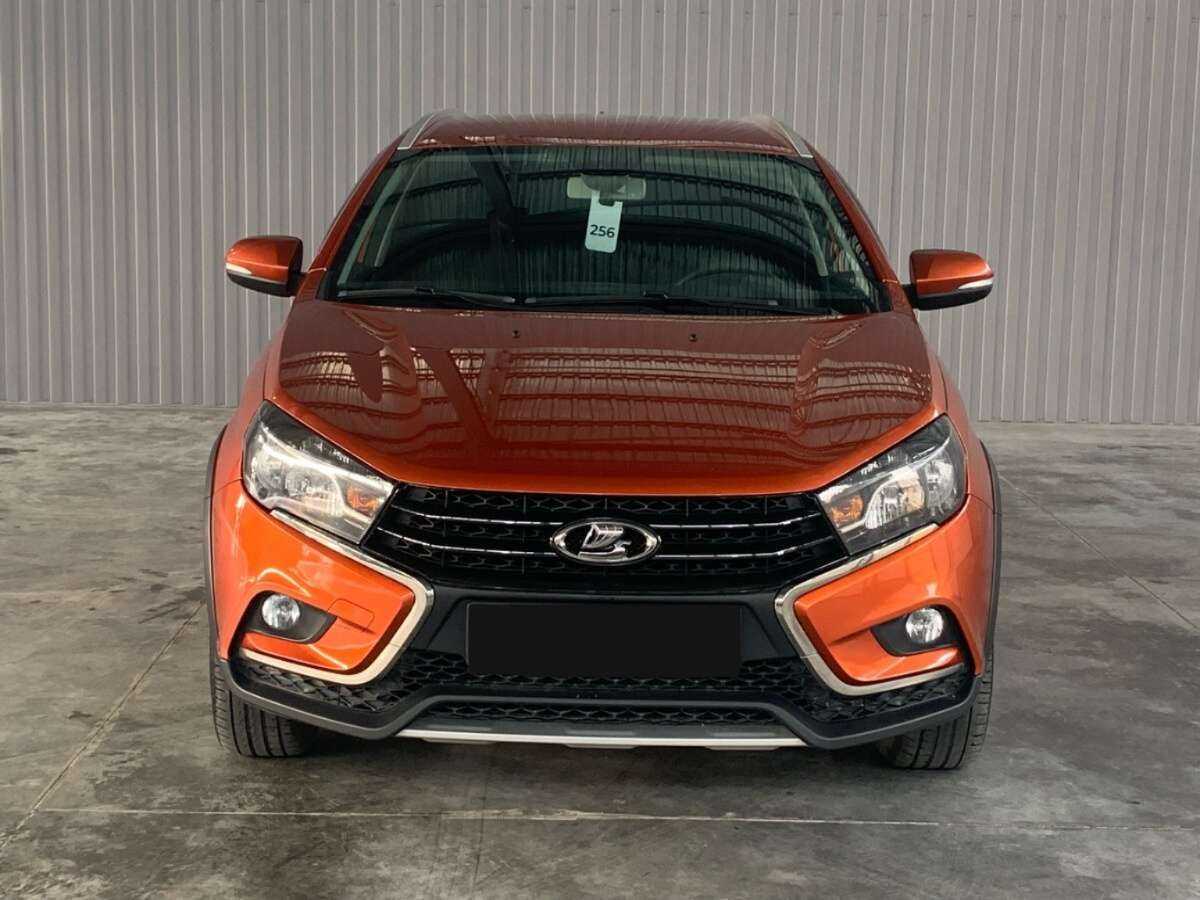 Купить Lada (ВАЗ) Vesta SW Cross, 2019, 87 000 км, фото №2