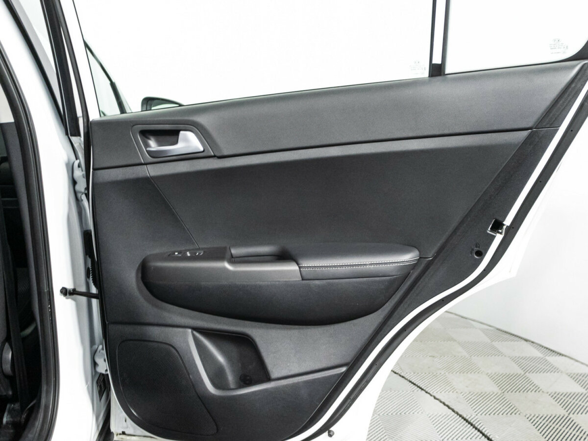 Купить Kia Sportage IV Рестайлинг, 2021, 59 911 км, фото №23